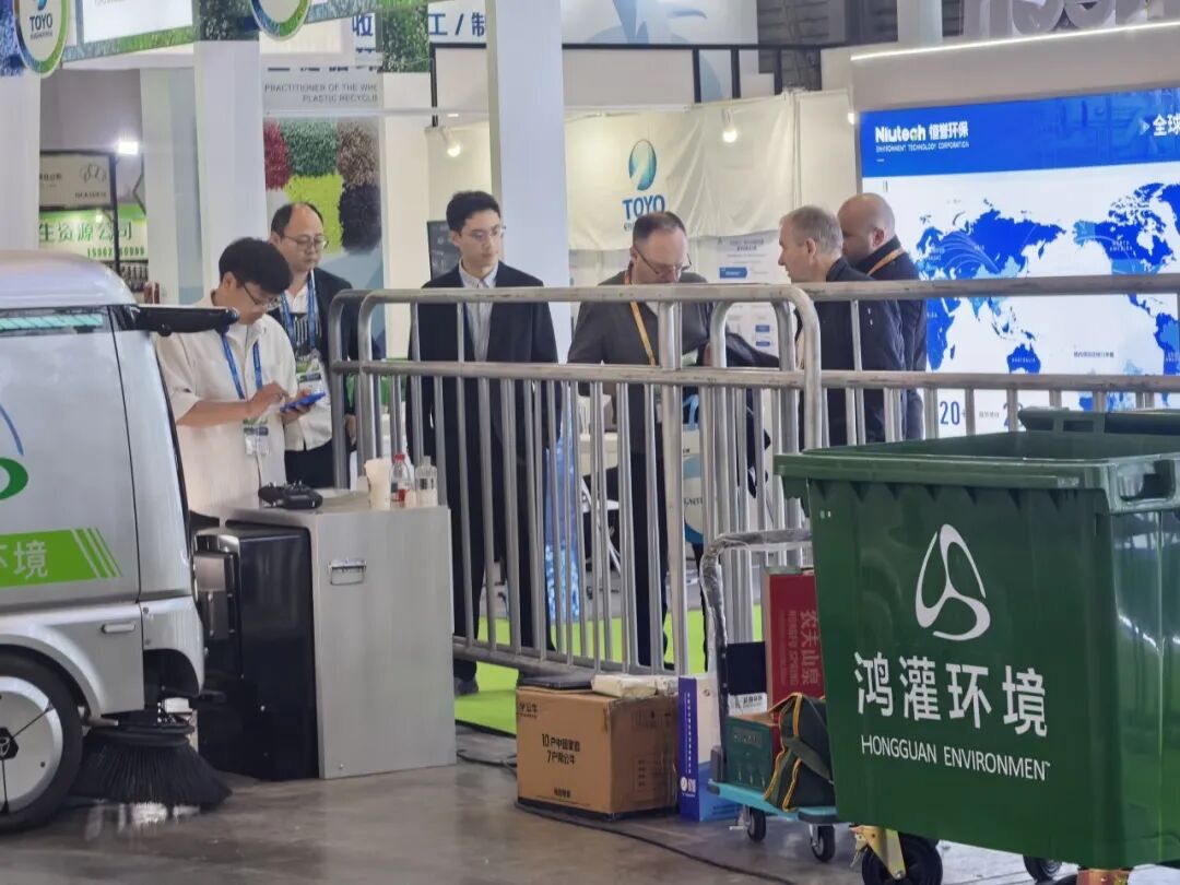 鴻灌環境攜L4級無人清掃車“鴻覓G150”重磅亮相第27屆上海環博會(圖19)